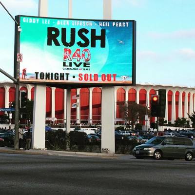 August 1, 2015	The Forum -- Los Angeles (Inglewood), California - [Photos] - "It Rarely Rains Here!" - Symbol: Randy's Donuts